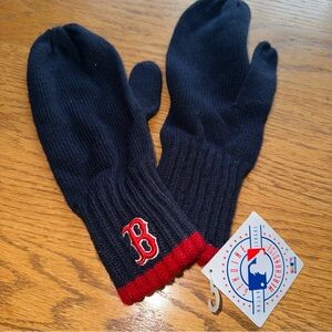 NWT Unisex Boston Red Sox MLB Mittens Winter Warm Blue Red Logo One Size